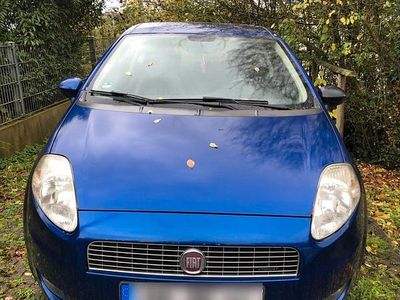 Blau Gebraucht 2009 Fiat Punto Kleinwagen | 800 €