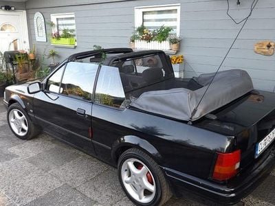Blau Gebraucht 1987 Ford Escort Cabriolet Cabrio | 2.750 €
