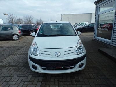 Nissan Pixo
