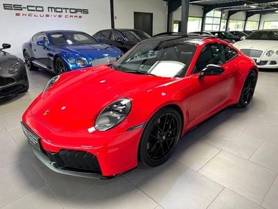 Porsche 911 Carrera 4 GTS