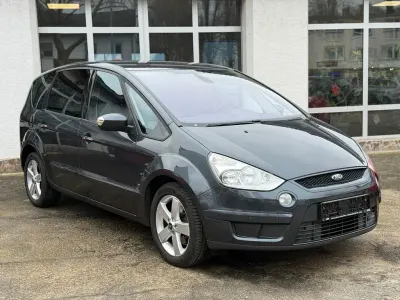 Używany Ford S-MAX Titanium 145 KM (106 kW) 2008 Szary Minivan