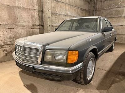 Gebraucht Mercedes S280 185 PS (136 kW) 1985 Schwarz Limousine