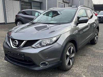 Gebraucht Nissan Qashqai N-Connecta 163 PS (119 kW) 2016 Gun metallic (m) SUV