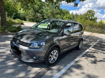VW Touran Cross