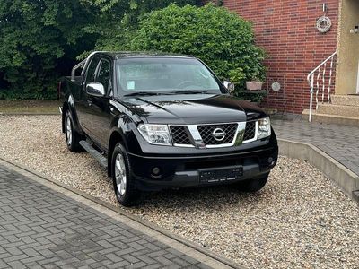 Schwarz Gebraucht 2007 Nissan Navara Abholung | 13.950 € (Teuer)