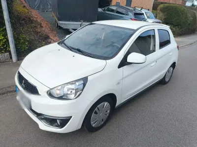 Gebraucht Mitsubishi Space Star Diamant Edition 71 PS (52 kW) 2019 Weiß Kleinwagen