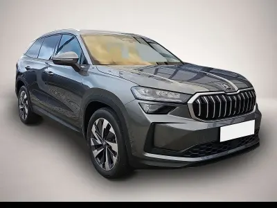Neu Skoda Kodiaq Selection 150 PS (110 kW) 2025 Grau SUV
