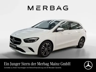 Gebraucht Mercedes B200 Advanced 163 PS (119 kW) 2025 Weiß Van / Kleinbus