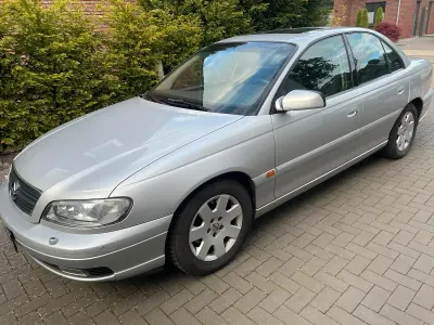 Gebraucht Opel Omega 144 PS (105 kW) 2000 Silber Limousine