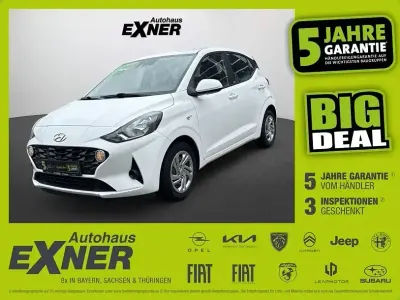 Gebraucht Hyundai i10 Select 100 PS (73 kW) 2020 Polar weiss Kleinwagen
