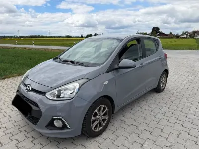 Usata Hyundai i10 Passion 87 CV (63 kW) 2015 Grigio Utilitaria