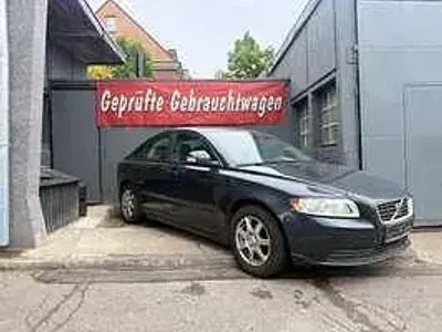 Gebraucht Volvo S40 Momentum 109 PS (80 kW) 2011 Grau Limousine