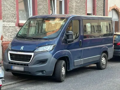 Gebraucht Peugeot Boxer 2018 Blau Van
