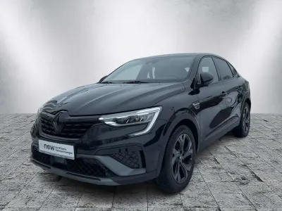Gebraucht Renault Arkana Engineered 143 PS (105 kW) 2023 Schwarzmetallic SUV