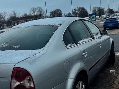 Gebraucht VW Passat 102 PS (75 kW) 2002 Silber Limousine