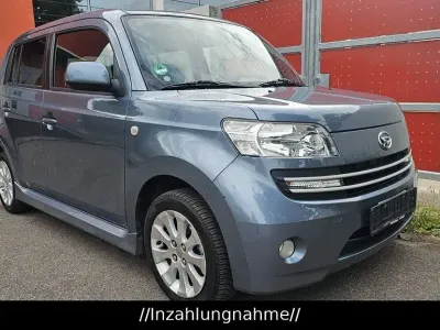 Gebraucht Daihatsu Materia 91 PS (66 kW) 2009 Grau Van / Kleinbus