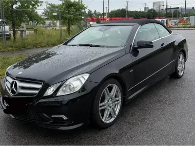 Gebraucht Mercedes E350 AMG 231 PS (169 kW) 2010 Schwarz Cabrio