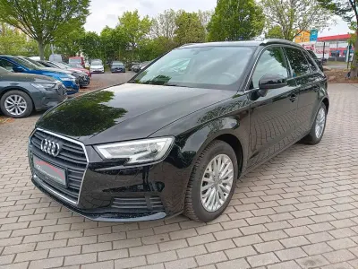 Gebraucht Audi A3 Basis 116 PS (85 kW) 2018 Schwarz Limousine
