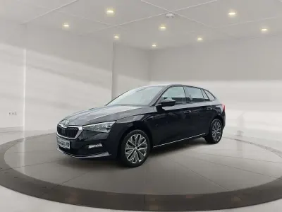 Używany Skoda Scala Clever 110 KM (80 kW) 2022 Czarny Hatchback