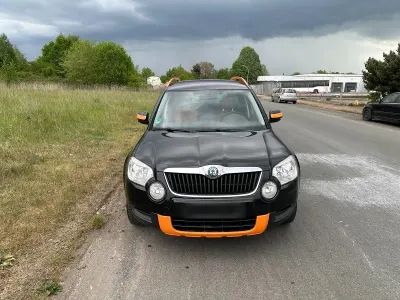 Gebraucht Skoda Yeti Plus Edition 140 PS (102 kW) 2012 Schwarz SUV
