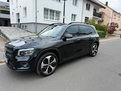 Gebraucht Mercedes GLB200 150 PS (110 kW) 2022 Schwarz SUV