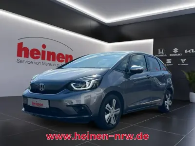 Käytetty Honda Jazz Executive 109 HP (80 kW) 2021 Harmaa Viistoperä