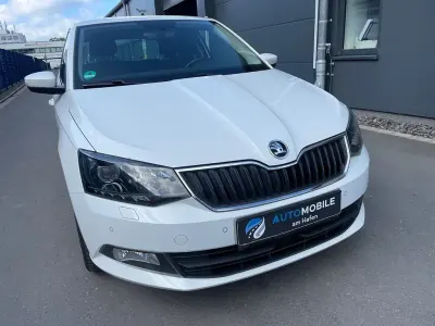Gebraucht Skoda Fabia Drive 75 PS (55 kW) 2017 Weiß Limousine