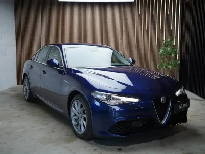 Gebraucht Alfa Romeo Giulia Veloce 280 PS (205 kW) 2018 Colore esterno (blu montecarlo Limousine