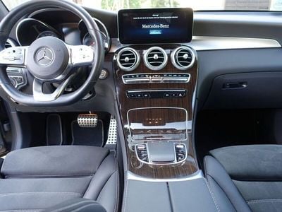 Mercedes GLC300