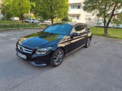 Gebraucht Mercedes C220 Avantgarde 170 PS (125 kW) 2017 Schwarz Limousine
