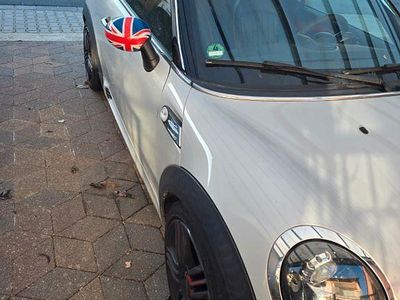 Weiß Gebraucht 2011 Mini John Cooper Works Kleinwagen | 16.400 €