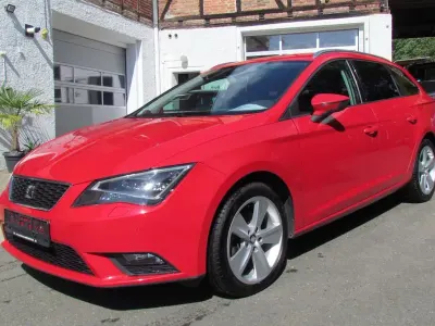 Gebraucht Seat Leon Style 150 PS (110 kW) 2016 Rot Limousine