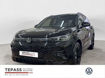 Schwarz Neu 2025 VW Tiguan Style SUV | 49.810 € (Etwas zu teuer)