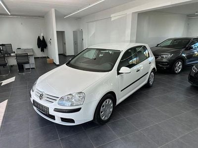 Weiß Gebraucht 2004 VW Golf V Limousine | 2.800 € (Guter Preis)