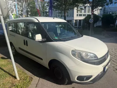Gebraucht Fiat Doblò 95 PS (69 kW) 2017 Weiß Van / Kleinbus