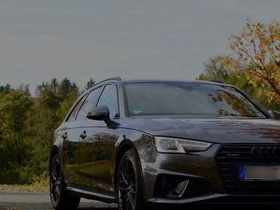 Second-hand Audi A4 Sport 190 CP (139 kW) 2019 Gri Break