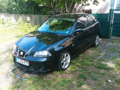 Używany Seat Ibiza 101 KM (74 kW) 2005 Czarny Hatchback