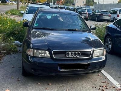 Second-hand Audi A4 150 CP (110 kW) 1998 Albastru Break