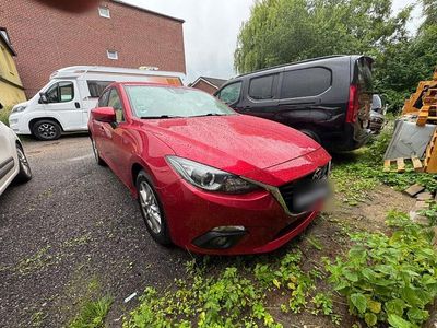 Gebraucht Mazda 3 120 PS (88 kW) 2013 Rot Limousine