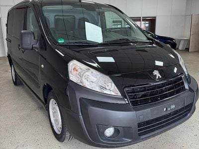 Gebraucht Peugeot Expert 94 PS (69 kW) 2015 Schwarz Van