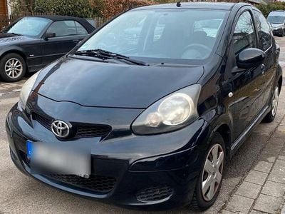 Schwarz Gebraucht 2009 Toyota Aygo Kleinwagen | 1.990 € (Superpreis)