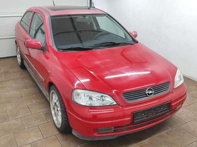 Gebraucht Opel Astra Sport 101 PS (74 kW) 1999 Rot Limousine