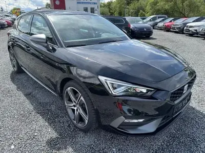 Gebraucht Seat Leon FR 150 PS (110 kW) 2023 Schwarz Limousine