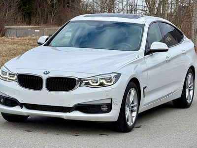 Gebraucht BMW 330 258 PS (189 kW) 2017 Weiß Limousine