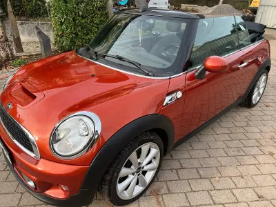 Gebraucht Mini Cooper S Cabriolet 184 PS (135 kW) 2013 Orange Cabrio