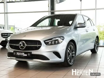 Gebraucht Mercedes B250e Progressive 163 PS (119 kW) 2025 Grau Kleinwagen