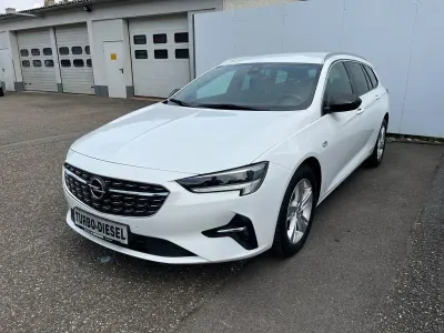 Gebraucht Opel Insignia Business 122 PS (89 kW) 2022 Jade weiß Kombi