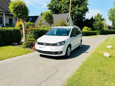 Gebraucht VW Touran Match 140 PS (102 kW) 2012 Weiß Van / Kleinbus