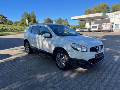 Nissan Qashqai +2