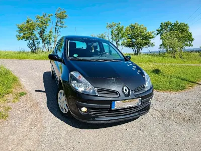 Gebraucht Renault Clio III 75 PS (55 kW) 2006 Schwarz Kleinwagen